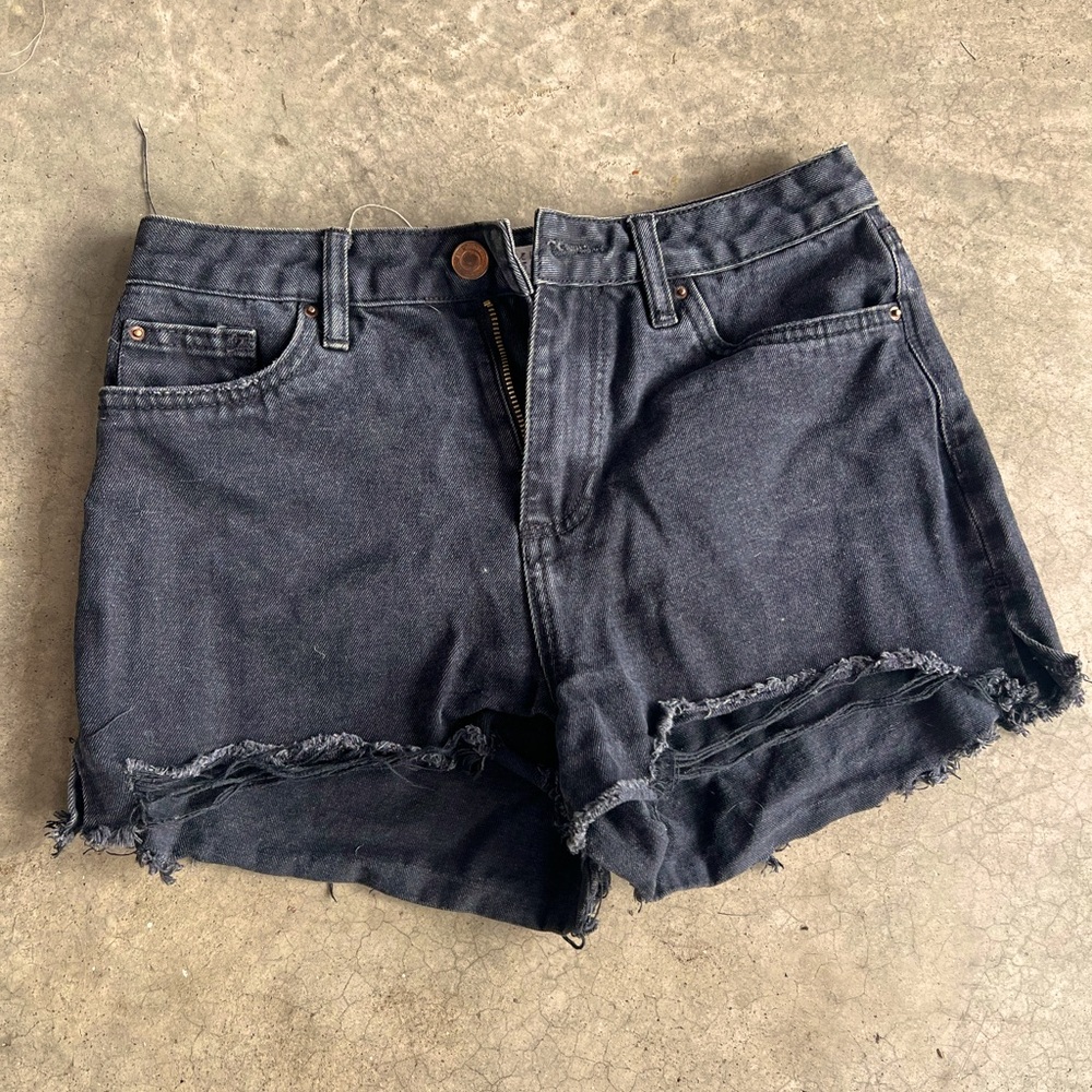 High rise black shorts